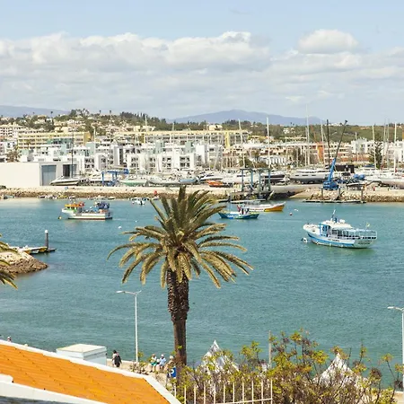 Rising Sun Top-floor Flat Lagos