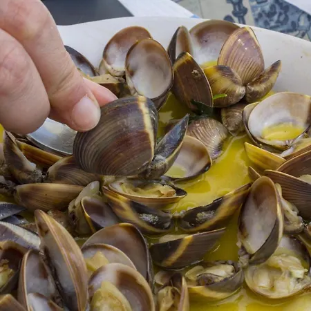 Rising Sun Top-floor Flat * Lagos