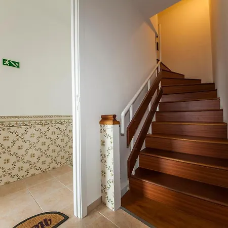 Apartment Rising Sun Top-floor Flat *