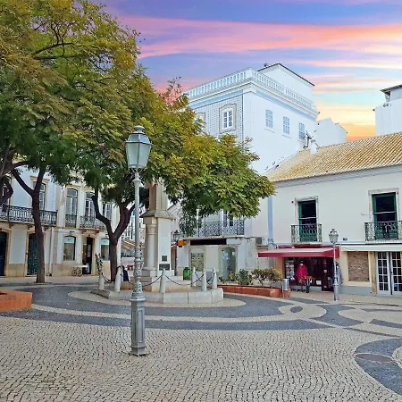 Rising Sun Top-floor Flat Appartement Lagos