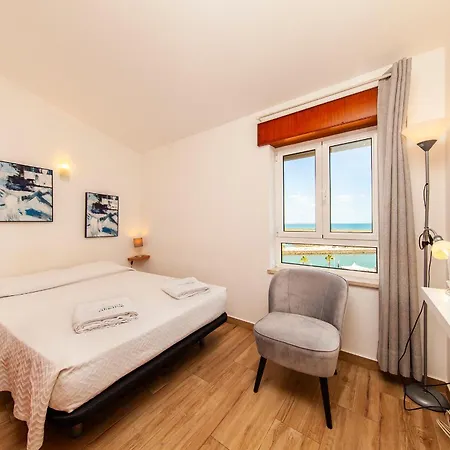 Appartement Rising Sun Top-floor Flat *