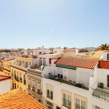 Apartamento A38 - Rising Sun Top-floor Flat Lagos