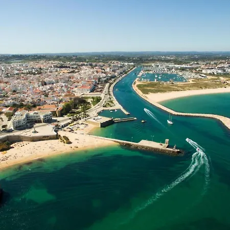 Rising Sun Top-floor Flat Appartement Lagos