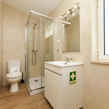 Rising Sun Top-floor Flat Lagos