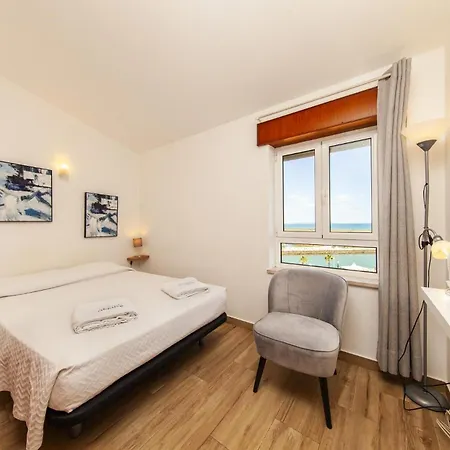 Appartement Rising Sun Top-floor Flat Lagos